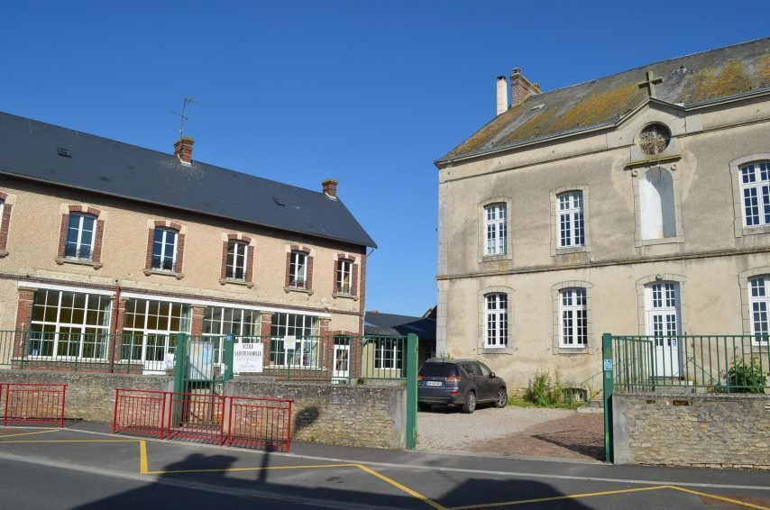 ECOLE PRIVEE SAINTE FAMILLE Trun