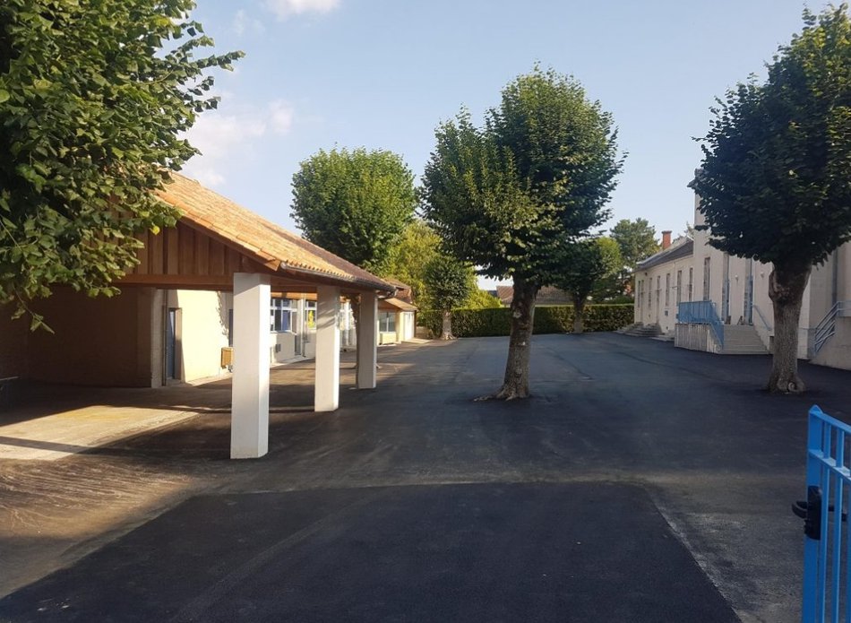 École École