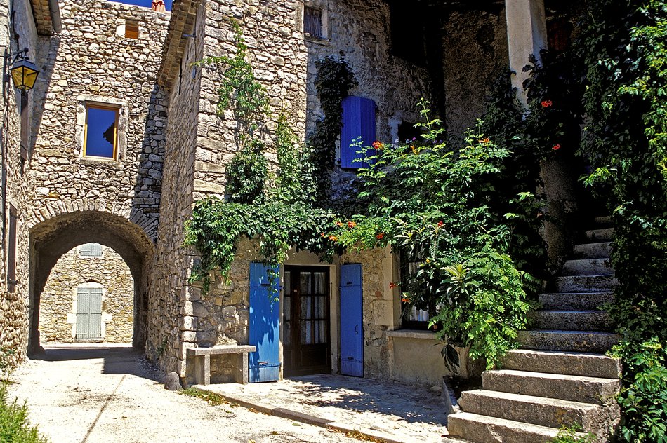 Village de Valvignères