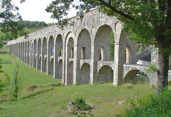 l'Aqueduc de Pont sur Yonne - Pont-sur-Yonne